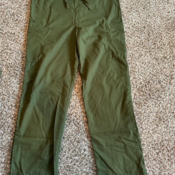 Butter Soft scrub set - Picture 3 of 5